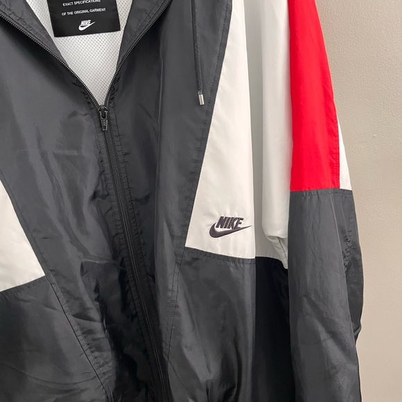 Nike 89 Official Reissue Windbreaker Jacket Black White Red Men's XL - Picture 6 of 6